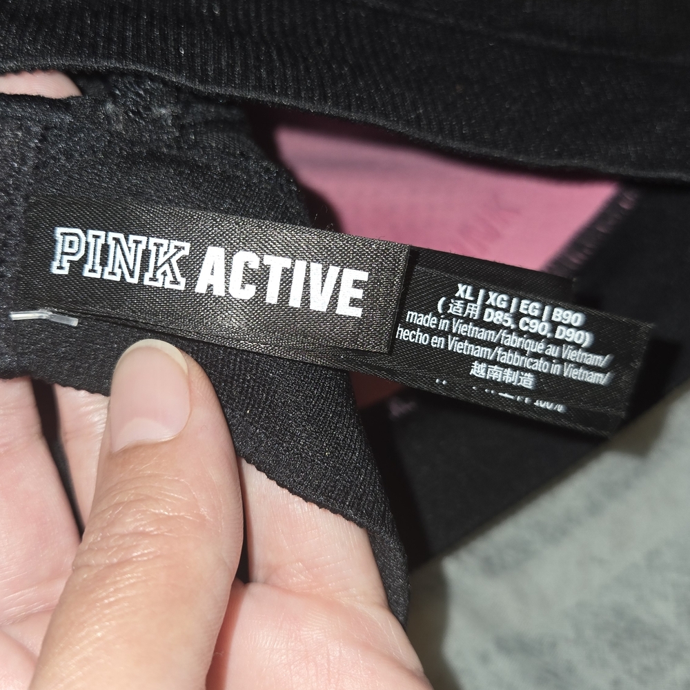 Victoria's Secret Pink Active Sports Bra - Black and Pink Brandnew